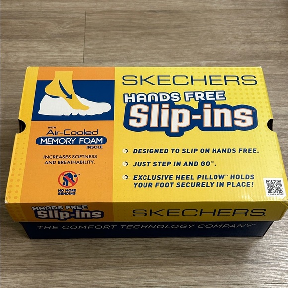 Skechers Slip ins memory foam Athletic Shoes - Picture 9 of 10